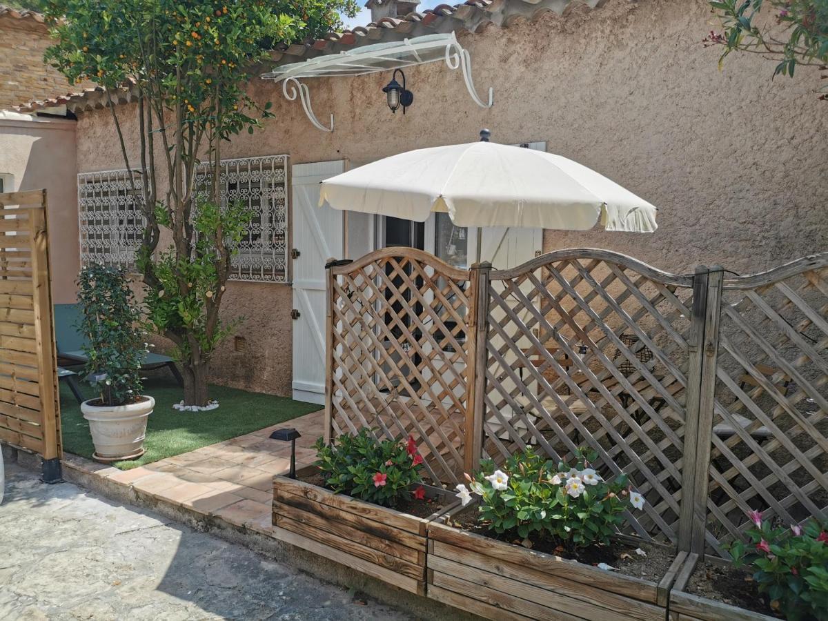 Lili La Seyne-sur-Mer Exterior foto