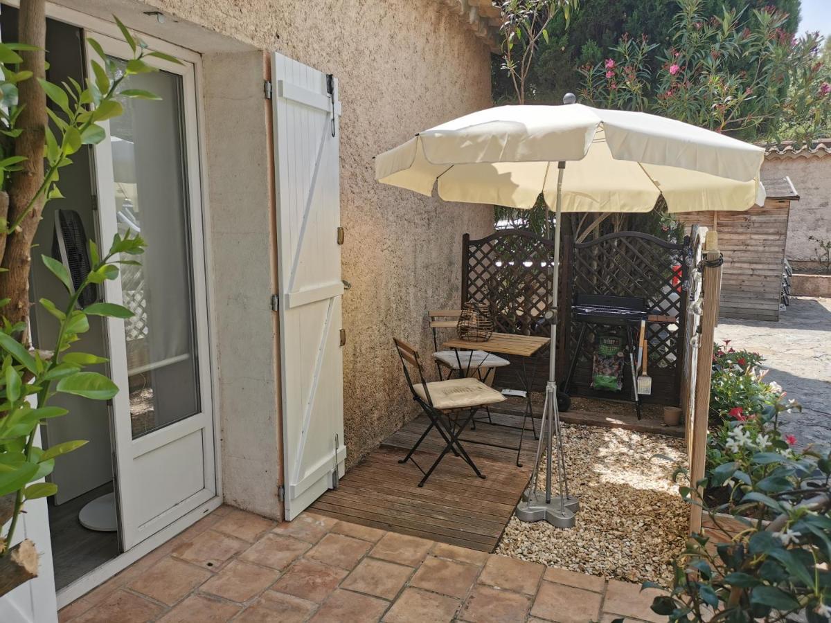 Lili La Seyne-sur-Mer Exterior foto